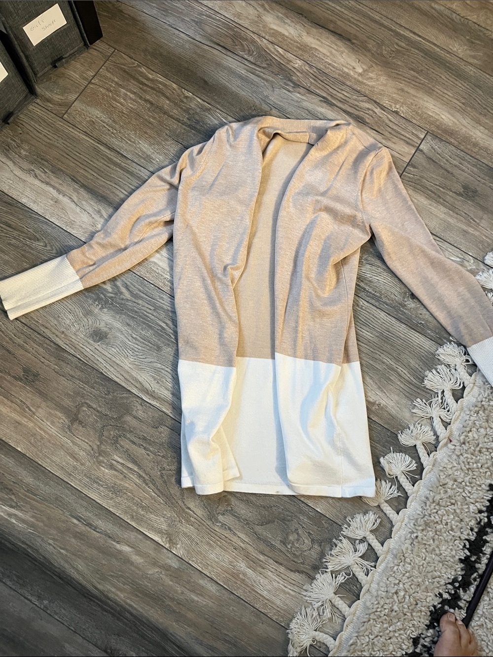 Womens cryrus Beige and White Colorblock Open Cardigan XS